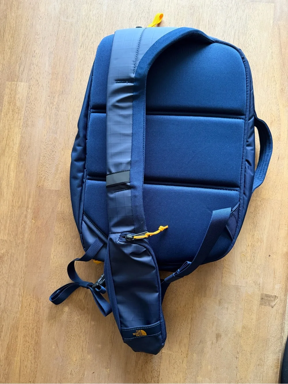 The North Face Basecamp Voyager Sling Backpack